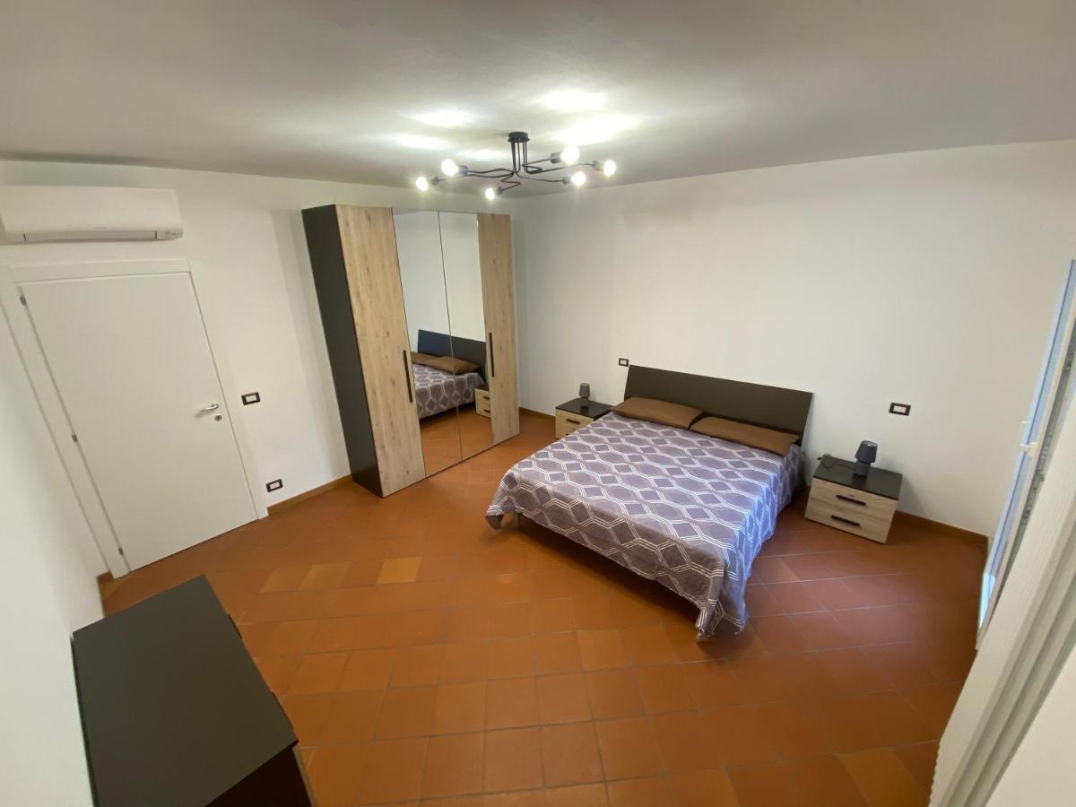 Honey Apartment Чезена Экстерьер фото
